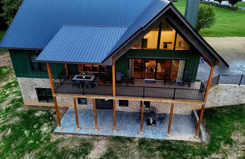 Maryville Casa | Mountainview Lodge