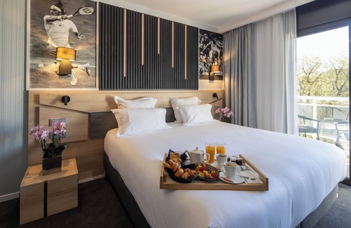 Biot Hotel | Mouratoglou Hotel & Resort