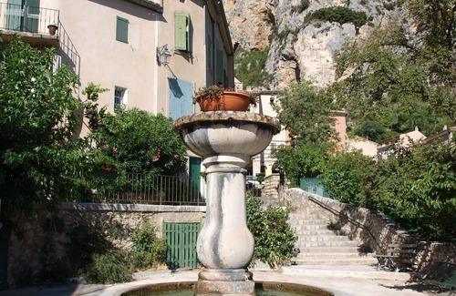 Moustiers-Sainte-Marie Apartamento | MOUSTIERS SAINTE MARIE STUDIO Centro 28m2