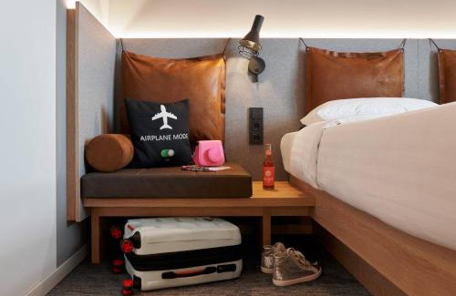 Grengel Hotel | Moxy Cologne Bonn Airport