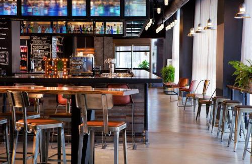 Central Business District Hotel | MOXY New Orleans Downtown/French Quarter Area