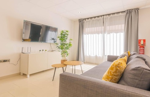 Cercadilla-Medina Azahara Apartamento | Mozárabes Station Apartment Cordoba ⭐⭐⭐⭐