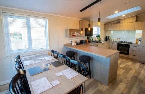 Camber Complejo | MP515 - Luxury Lodge Camber Sands Holiday Park
