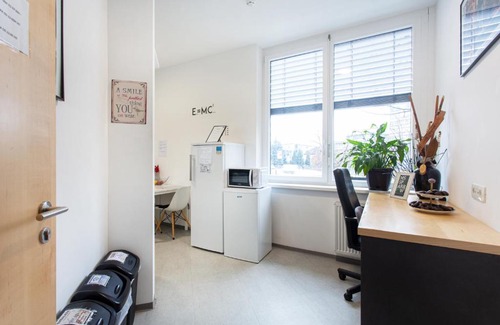Bezigrad District Hostal | MS Sparrow Hostel