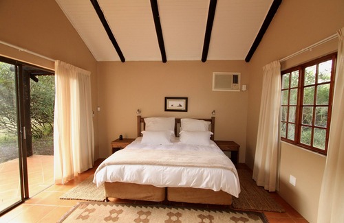 Jozini Cabina | Msunduze River Lodge