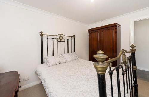 Mount Barker Casa | Mt Barker Nina's 2BR Cottage