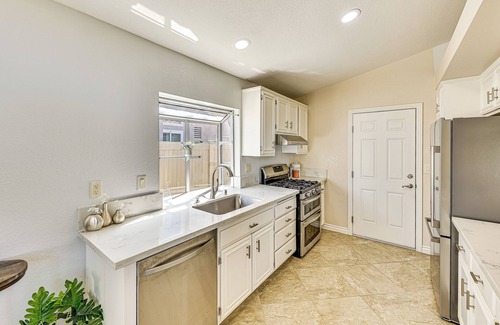 Menifee Casa | Mtn & Golf Course Views: Inviting Home in Menifee!