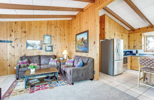 Prescott Cabina | Mtn Views & Multi-Level Deck: Prescott Paradise!