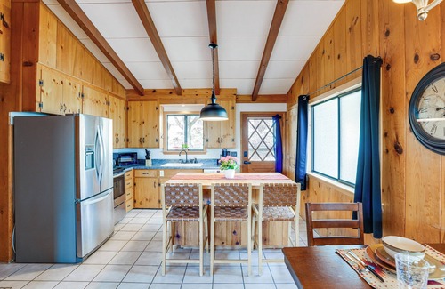 Prescott Cabina | Mtn Views & Multi-Level Deck: Prescott Paradise!