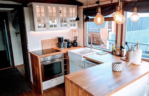 Borgarnes Cabina | Múlakot 3 - Acogedora cabaña con sauna y vista panorámica desde la sala de estar