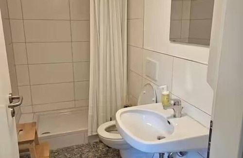 Gomadingen Apartamento | Multi-bed room for 3 guests with 15m² in Gomadingen (297579)