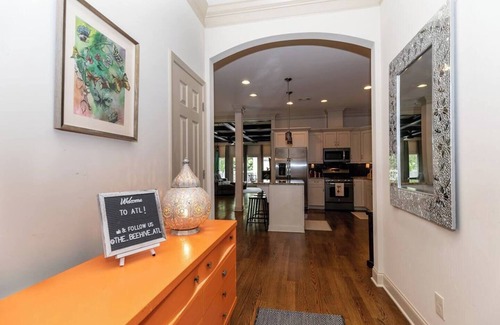 Reynoldstown Casa | Multi-Fam, House+Apt, Minutes from the Beltline!