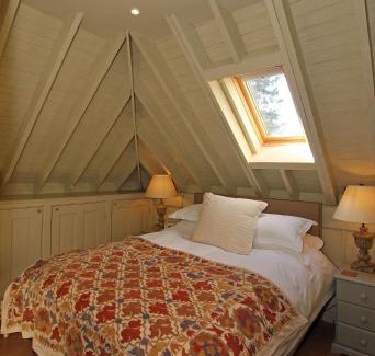 Alweston Casa | Munden House