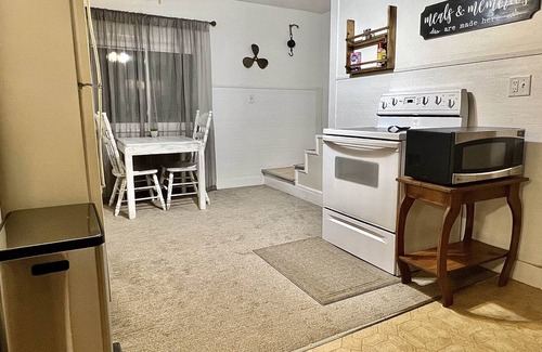 Munising Casa | Munising Lakeview Getaway