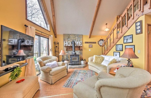 Murphy Casa | Murphy Cabin with Fire Pit, River and Mountain Views!