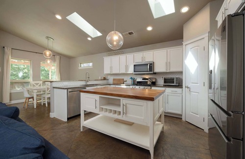 Boyd Acres Casa | Murphy's Resort | Private Hot-Tub | Pet's OK