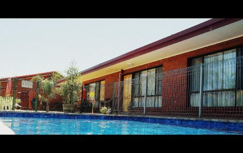 Swan Hill Hotel | Murray River Motel