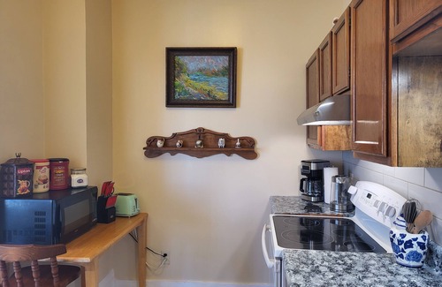 St. Joseph Apartamento | Museum Hilltop Place Family-Friendly or Pet-Friendly
