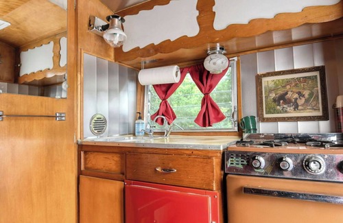 East Troy Casa | Mushroom Gulch - Vintage Trailer Group Site