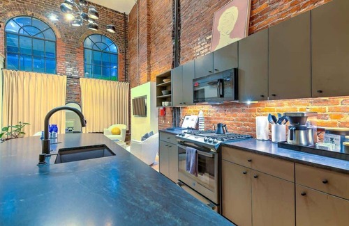 Arts District Apartamento | Music City Retreat, 2BR Historic Home - Walk to DT