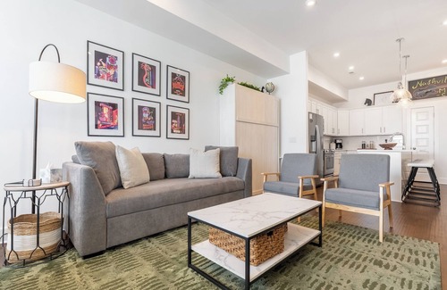 Madison Casa | Music City Sweetheart - Rooftop Oasis