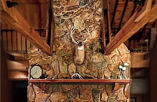 Otto Cabina | My Cabin In The Mountains: Quiet, Relaxing, Affordable.