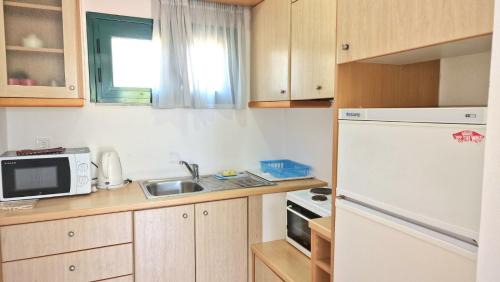Akrotiri Apartamento | My Cretan Village by Go4sea