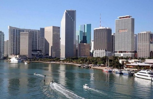 Coral Way Apartamento | My lovely home in Miami 15 minutes from the Beach
