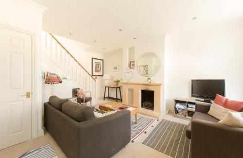 Cirencester Casa | My Place Go - Cirencester