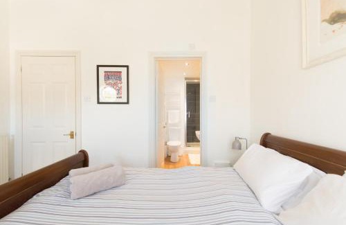 Cirencester Casa | My Place Go - Cirencester