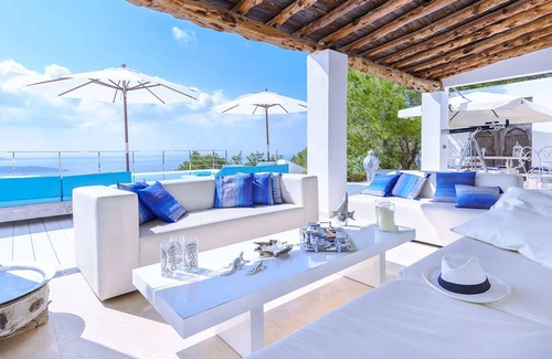 Sant Josep de sa Talaia Villa | Villa en San Jose De La Atalaya con 6 habitaciones, capacidad 12