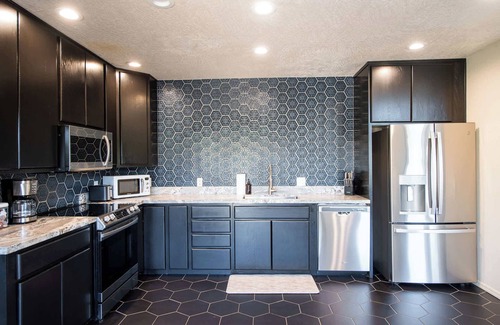 Oak Creek Villa | Myrinn – Escape to Red Rock Views & Hot Tub