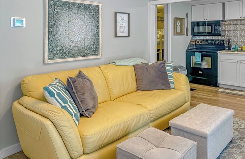 Myrtle Beach Cabaña | Myrtle Beach 'Coastal Cabana' w/ Resort Amenities!