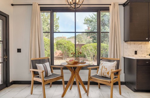 West Sedona Casa | Mystic Sunset by AvantStay | Thunder Mountain View + Pool, Driving Range, Casita