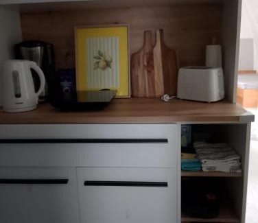 Auerbach Apartamento | Nähe Plohn Park - FEWO mit Spielzimmer und Balkon sowie Doppelzimmer mit eigenem Bad