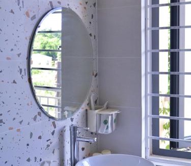 Thuy Xuan Casa | Nắng Homestay Huế