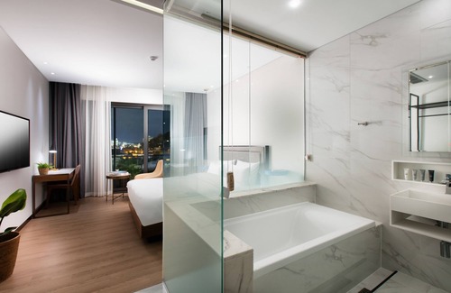 Jeonju Hotel | N Bridge Hotel