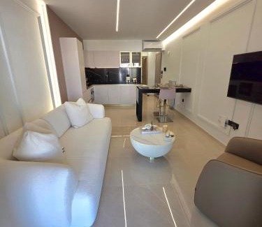 Dafni-Ymittos Apartamento | N K Suite - Design Boutique Stay with City view