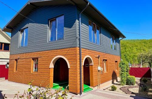 Palyanytsya Casa | N V New View