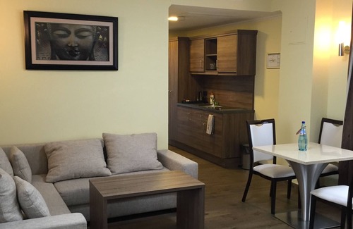 Griesheim Hotel | NAAM Hotel & Apartments Frankfurt