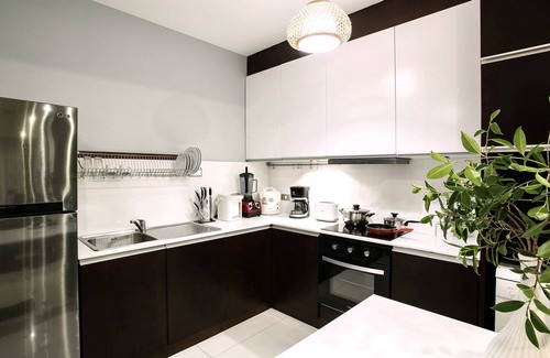 Na Chom Thian Villa | Nagawari Art Maldives BBQ Pattaya Villa