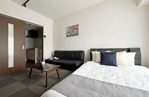 Hiroshima City Centre Apartamento | Nagomi by b hotel - Well-Furnished with balcony Apt for 3 Ppl