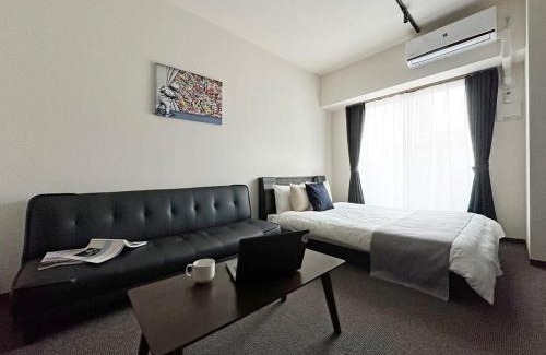 Hiroshima City Centre Apartamento | Nagomi by b hotel - Well-Furnished with balcony Apt for 3 Ppl