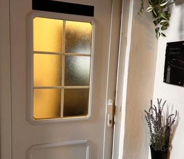 Osdorf Apartamento | Nahe Kiel, 4 Betten, 2 Schlafzimmer Parkplatz, Terrasse, 3km zum Strand