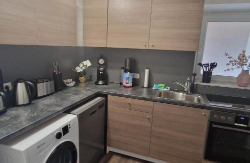 Osdorf Casa | Nahe Kiel, Neues Ferienhaus an der Ostsee mit Sauna,Kamin und Garten,Parkplatz,5 Betten, 3 Schlafzimmer