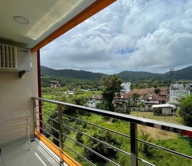 Nai Harn Apartamento | Naiharn Pearl Condo Hotel by VillaCarte