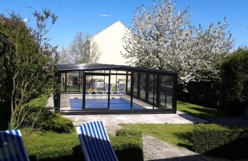 Jagny Casa | Nalan Johannisien, Maison piscine chauffée-Spa, Paris CDG-Disney