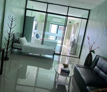 Na Kluea Hotel | Nana House&Massage