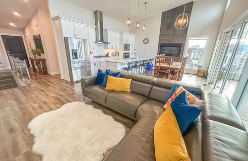 Okanagan-Similkameen Apartamento | Naramata Hillside Luxe Retreat