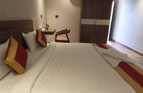 Gaya Complejo | Narayana Greens By GRB